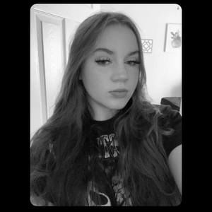 Meet your Posher, Sharina